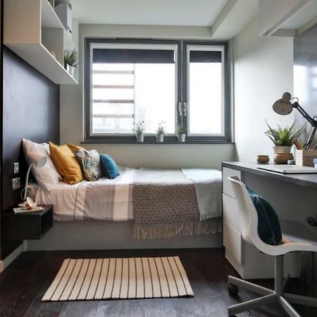 Hashtag South Bank Campus Accommodation ลอนดอน ภายนอก รูปภาพ